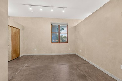 Great live/work condominium unit located in the front of The - photo 8
