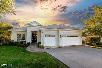 Life on Lake Sherwood is defined by the water, and this - photo 2