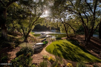 Life on Lake Sherwood is defined by the water, and this - photo 4