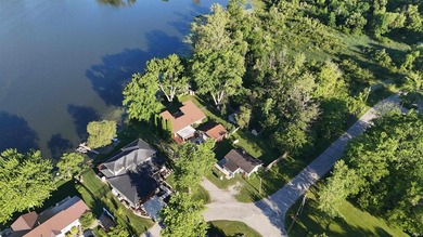 A rare, incredible opportunity to own TWO lake properties on a - photo 4