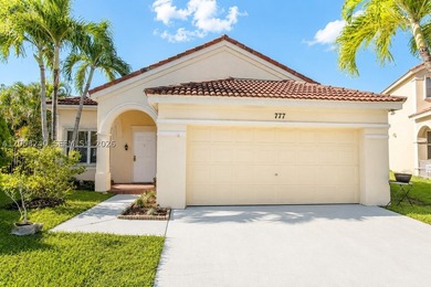 Beautifully maintained 3-bedroom, 2-bath home with a 2-car - photo 1