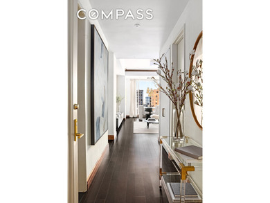 Prestigious living on the Park. A rare opportunity to move into - photo 3