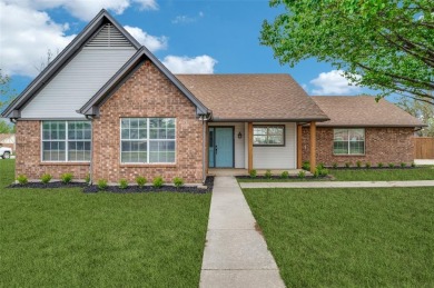 Lake Home For Sale in Pilot Point, Texas