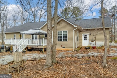 This 3 bedroom, 2 bath home is located in the lovely Hillandale - photo 14