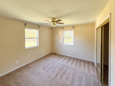 Sitting on a high peninsula in Janian Hills Subdivision, this 3 - photo 14