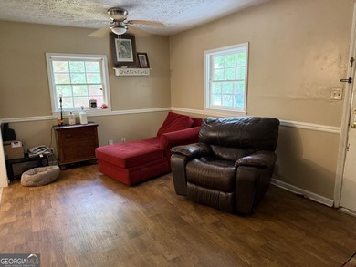 This charming 2 bedroom 1 bath home is on an appealing partially - photo 5