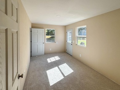 Sitting on a high peninsula in Janian Hills Subdivision, this 3 - photo 17