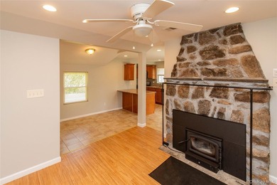 Welcome to your new sanctuary in the sought-after Lake Sapphire - photo 17