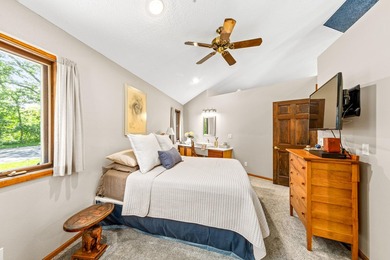 Welcome Home to your private golf course in this small community - photo 18