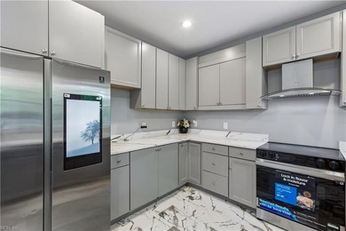 Waterfront 3 Bed 2.5 home in Little England in Hampton! High - photo 18