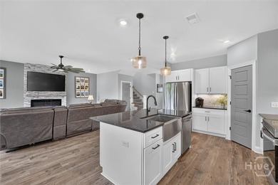 Welcome to this beautifully appointed 4-bedroom, 3 and a half - photo 19