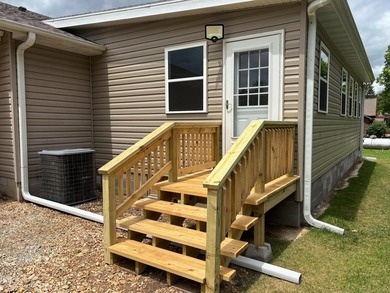 Sitting on a high peninsula in Janian Hills Subdivision, this 3 - photo 21