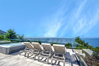 Breathtaking Waterfront Estate with Panoramic Bay Views. Located - photo 21