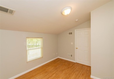 Welcome to your new sanctuary in the sought-after Lake Sapphire - photo 22