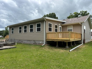 Sitting on a high peninsula in Janian Hills Subdivision, this 3 - photo 23