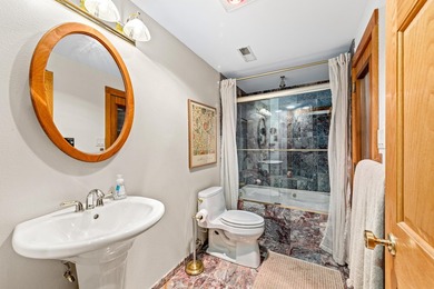 Welcome Home to your private golf course in this small community - photo 25