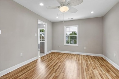 Waterfront 3 Bed 2.5 home in Little England in Hampton! High - photo 25