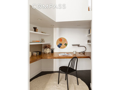 *A Design-Driven West Village Loft with Architectural Details - photo 6