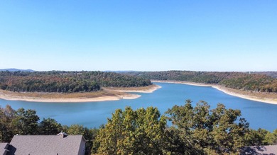 Sitting on a high peninsula in Janian Hills Subdivision, this 3 - photo 28