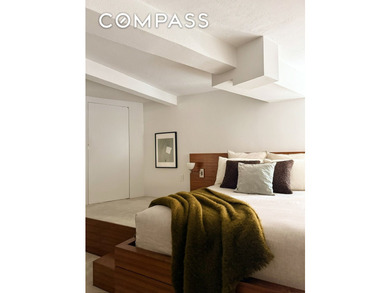 *A Design-Driven West Village Loft with Architectural Details - photo 9