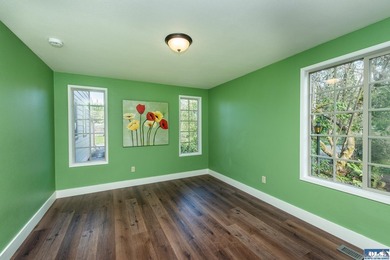 Spacious and beautifully updated 3-bedroom, 3-bath home on 2.80 - photo 34