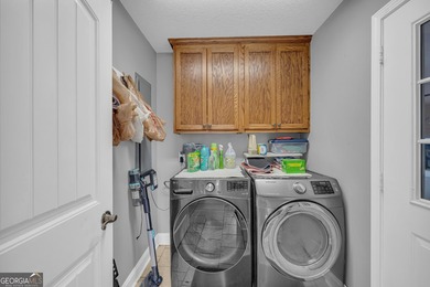 This 3 bedroom, 2 bath home is located in the lovely Hillandale - photo 35