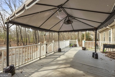 This 3 bedroom, 2 bath home is located in the lovely Hillandale - photo 36