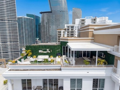 Unique, modern multi-level penthouse in the highly desirable - photo 1