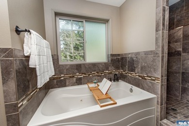 Spacious and beautifully updated 3-bedroom, 3-bath home on 2.80 - photo 41