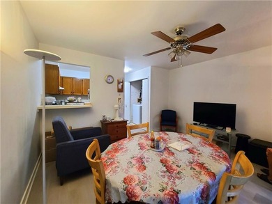 Very Nice AND Highly Affordable One Family Semi-Detached Home in - photo 3