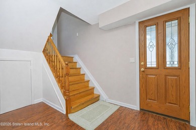 Welcome to 52 Vineland Avenue located in Huguenot. Spacious & - photo 3