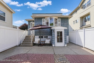 Welcome to 255 Saint Marys Ave convenient located. just 5 - photo 1