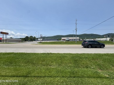 Great location to place your business on the map. Located within - photo 2