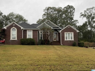 Oxfords Meadow Lake Home Sale Pending in Oxford Alabama