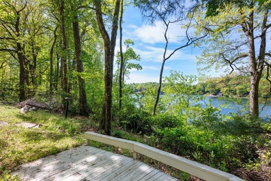 This exceptional Lake Toxaway property offers a rare opportunity - photo 9