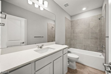 Welcome to this beautifully designed Daylen model by Pulte Homes - photo 14