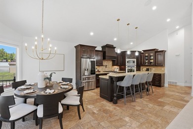Experience resort-style living in this extraordinary Highland - photo 14