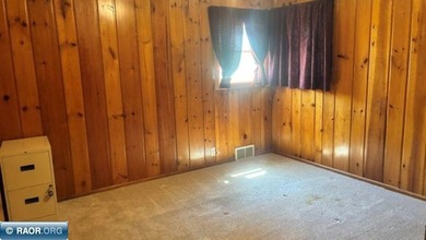Very nicely appointed home. In a very nice area. 3 Bedroom 1.75 - photo 16