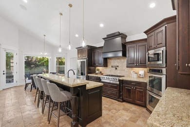 Experience resort-style living in this extraordinary Highland - photo 16