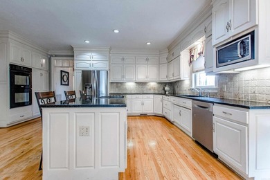 Always dreamed of living on a golf course. Here is your chance - photo 19