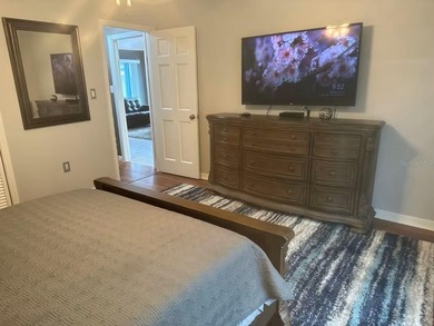 End Unit villa features beautiful lakefront views with vaulted - photo 20