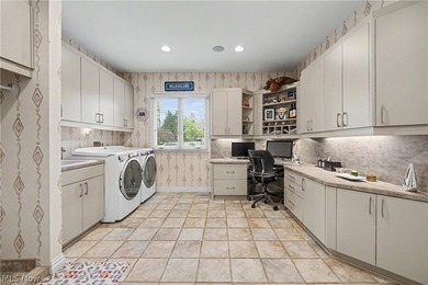 Set on one of Barrington Estates' most coveted cul-de-sac - photo 21
