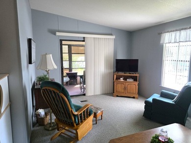 THIS HOME IS ON LEASED LAND WITH A MONTHLY LOT RENT AT $650 AND - photo 21