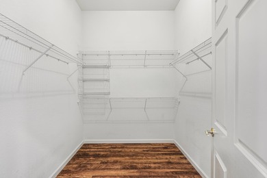 Beautiful Open 2 bedroom, 2 bath home that also has a 3rd - photo 23