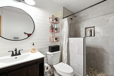 This Chalet-style Moonridge retreat is in the center of all that - photo 25