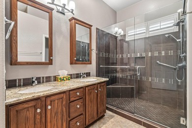 Beautiful Open 2 bedroom, 2 bath home that also has a 3rd - photo 26