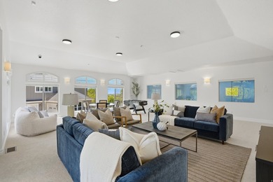 Experience resort-style living in this extraordinary Highland - photo 28