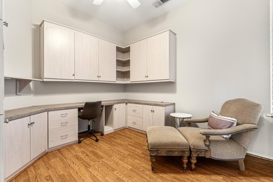 Beautiful Open 2 bedroom, 2 bath home that also has a 3rd - photo 30