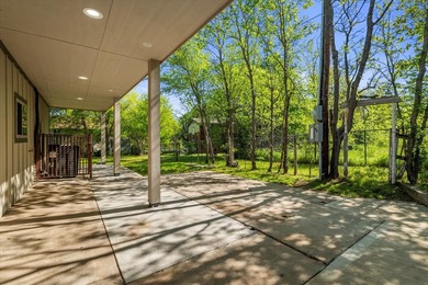 ****Welcome to 14321 Green Oaks Dr in Granbury, TX! This - photo 30