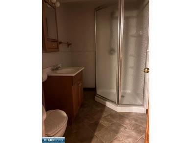 Very nicely appointed home. In a very nice area. 3 Bedroom 1.75 - photo 36